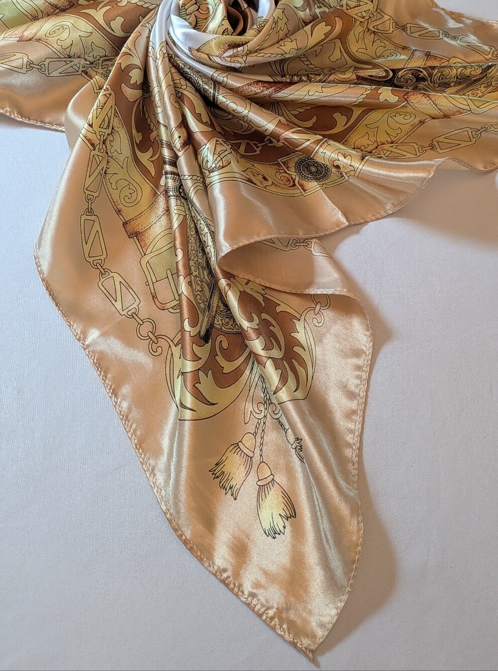 Gold-Patterned Satin Women's Scarf - Elegant Fashion Accessory